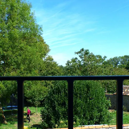 Le Stepharion Nyaraló *